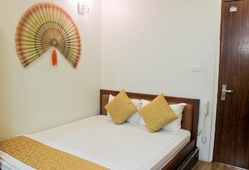 Coco Hotel Cau Giay Ханой Екстериор снимка